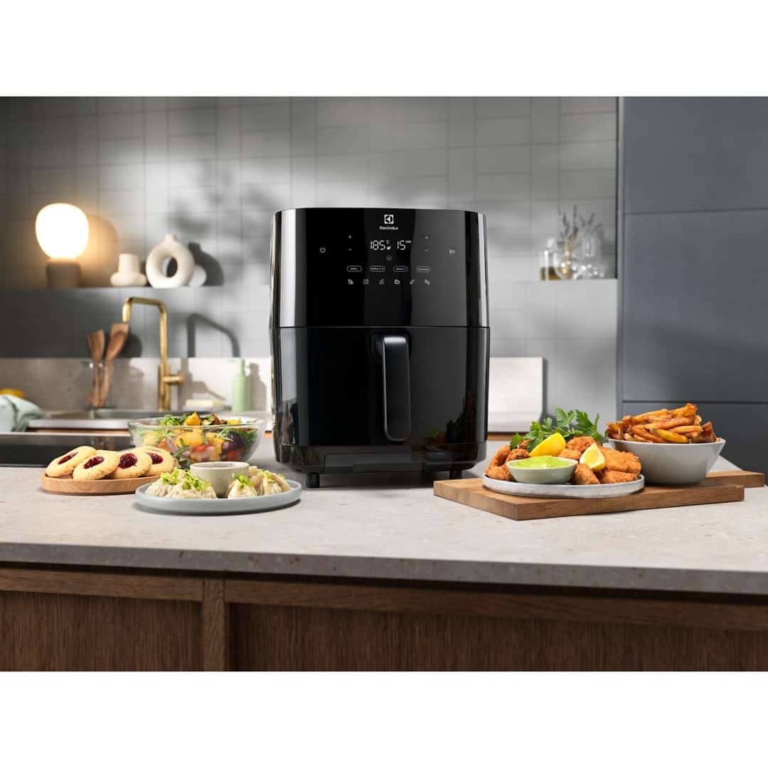 Frytownica beztłuszczowa ELECTROLUX EAF7SB - 6,9 l, 6 programów