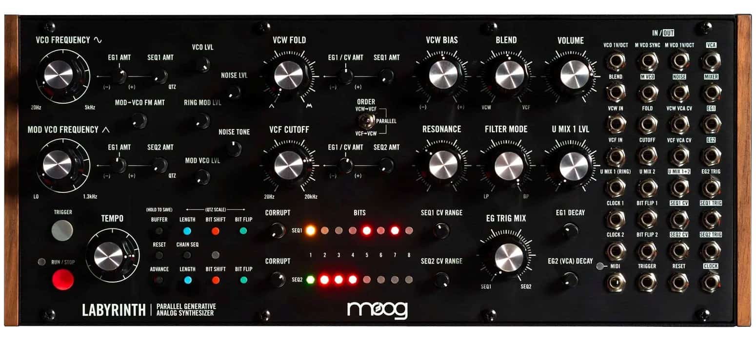 MOOG Labyrinth - Syntezator Analogowy