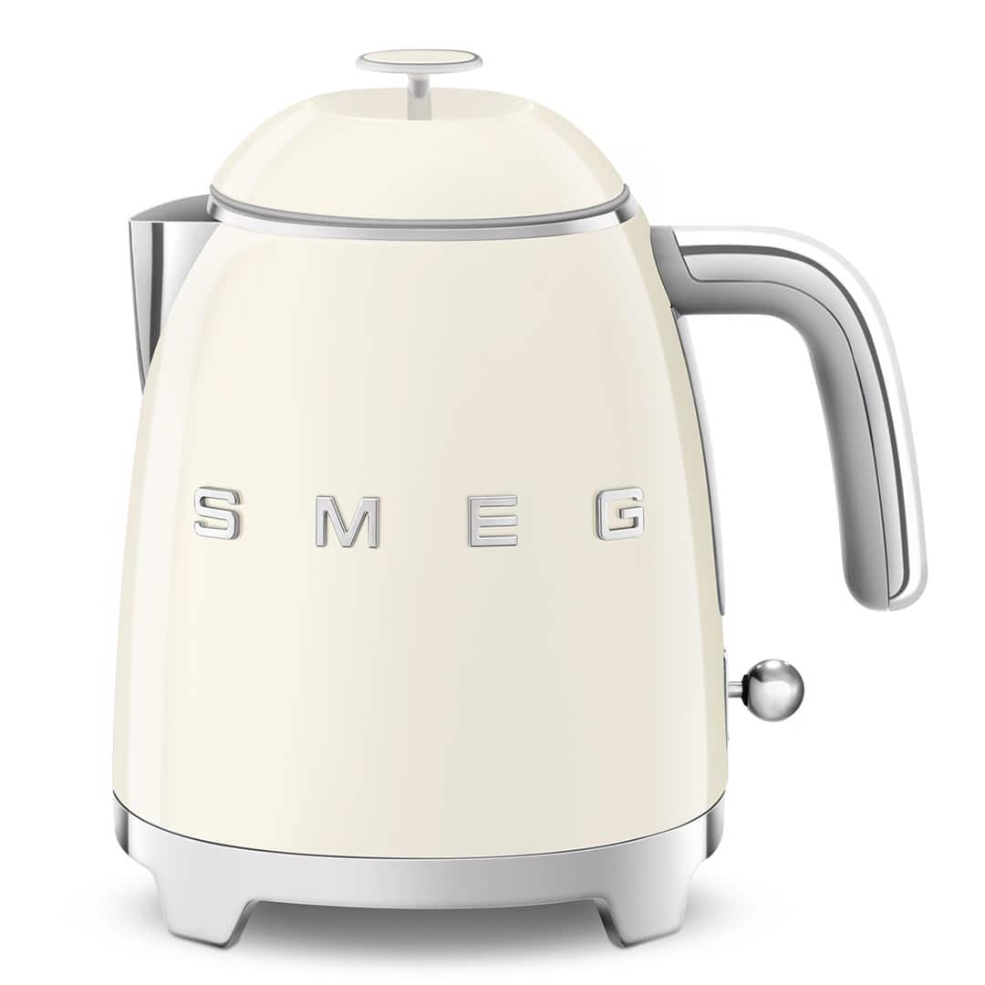 Czajnik elektryczny SMEG KLF05CREU Czysta nazwa: Czajnik elektryczny SMEG KLF05CREU — zdjęcie 1 z 8