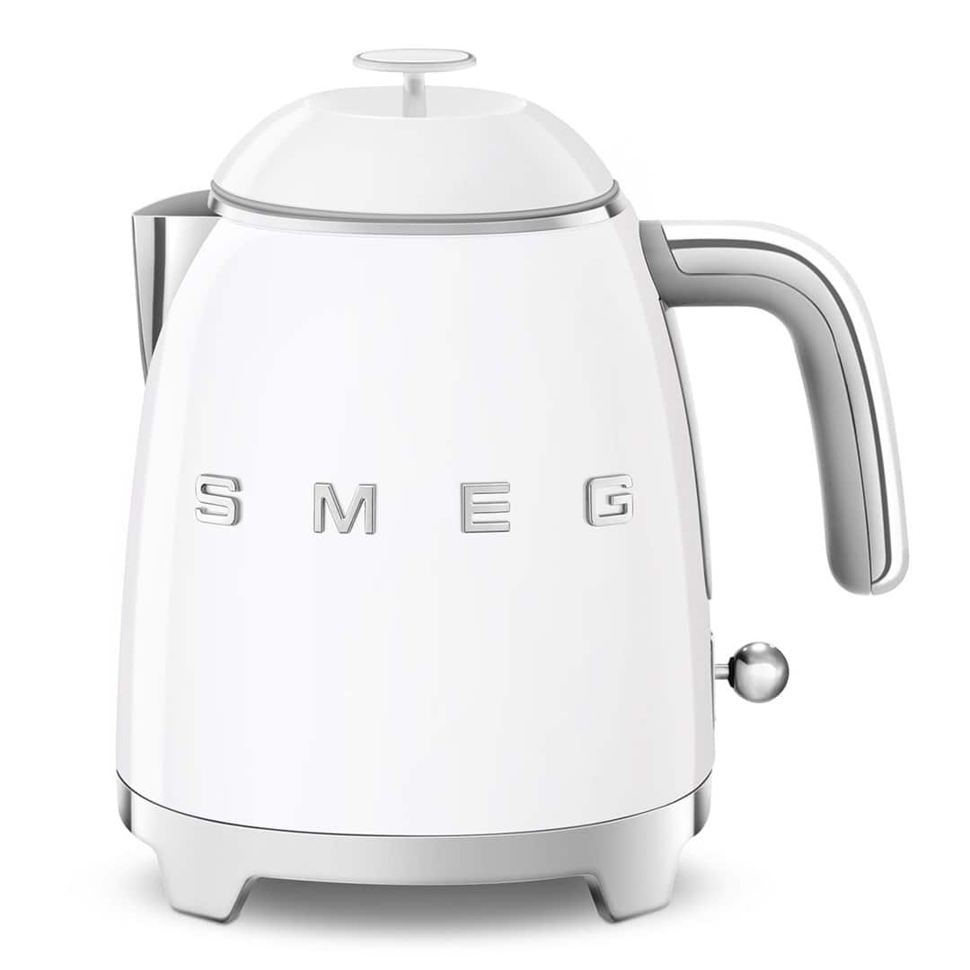 Czajnik elektryczny SMEG KLF05WHEU Czysta nazwa: Czajnik elektryczny SMEG KLF05WHEU — zdjęcie 1 z 8
